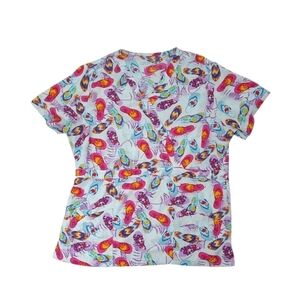 UA FLEX Lavendar Flip Flop Print Scrub Top Size Medium